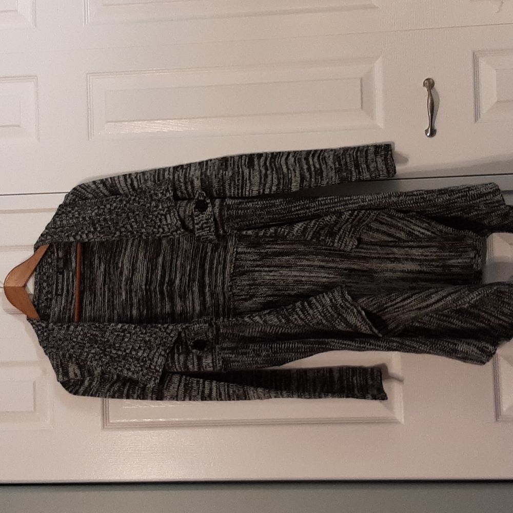Black and White Open Knitted Cardigan